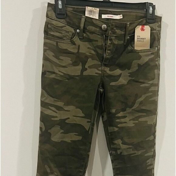 New LEVI'S Women's 711 Skinny Ankle, pants Jeans camo size 00 waist 24 - Picture 14 of 15